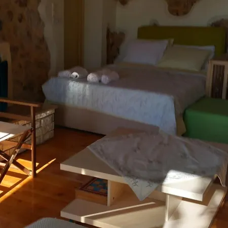 Holiday home Melpo *