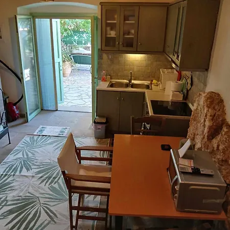 Melpo Holiday home